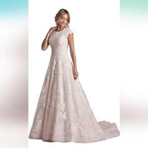 Miao Duo women's elegant lace beach wedding dress , White, size 16